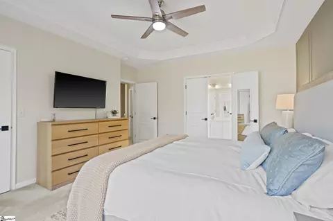 Bedroom - 113 St James Place Dr, Greer, SC 29650 photo 2 of 4