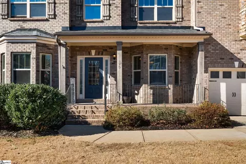 Exterior - 420 Combahee Ct, Greer, SC 29651 photo 2 of 7