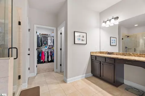 Entry Way - 420 Combahee Ct, Greer, SC 29651 photo 10 of 14