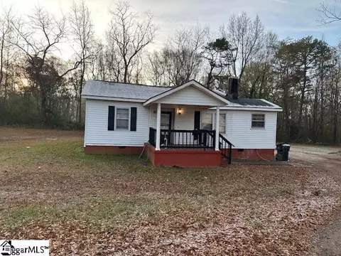 17 Rosemond Dr, Greenville, SC 29605