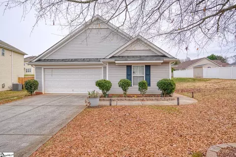 610 Branch View Dr, Boiling Springs, SC 29316