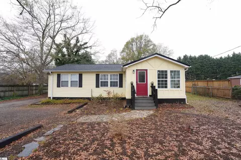 238 Pearson Rd, Easley, SC 29642