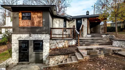 19 Granada Dr, Greenville, SC 29605