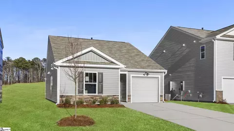 121 Bobbin Rd, Greenville, SC 29611