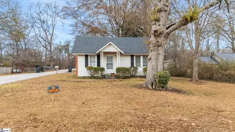 101 Love Dr, Travelers Rest, SC 29690