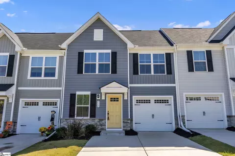 710 Cresslyn Ct, Greenville, SC 29617