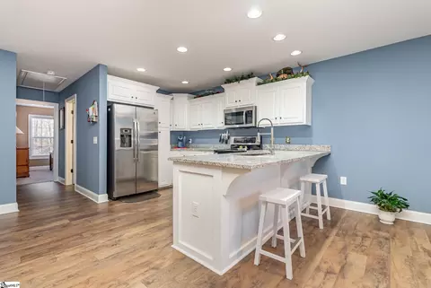 Kitchen - 520 Edens Rd, Pickens, SC 29671 photo 1 of 3