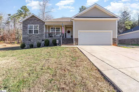 Exterior - 520 Edens Rd, Pickens, SC 29671 photo 2 of 8