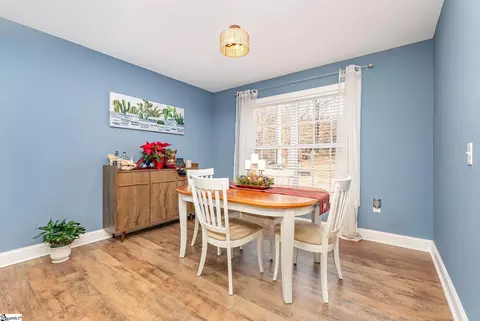 Dining - 520 Edens Rd, Pickens, SC 29671 photo 1 of 1