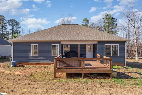 Exterior - 520 Edens Rd, Pickens, SC 29671 photo 5 of 8