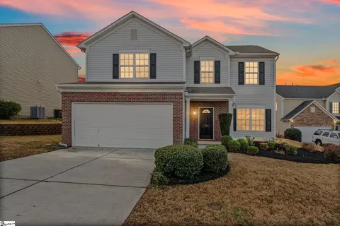29 Golden Acre Ct, Simpsonville, SC 29681