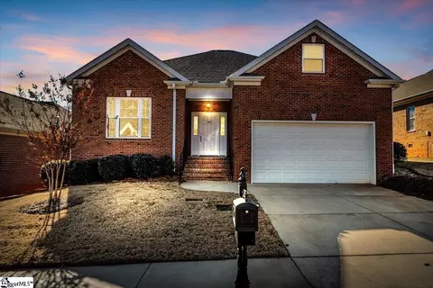 305 Redspire Dr, Greenville, SC 29617