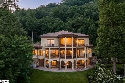 10 Spring Creek Trl, Landrum, SC 29356
