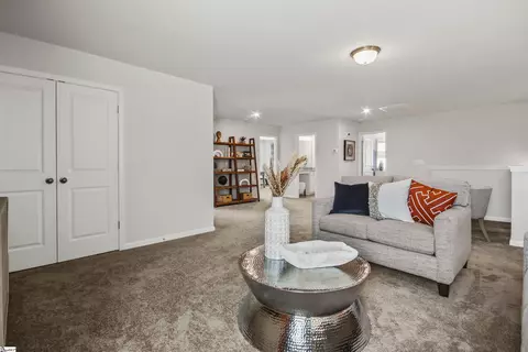 Entry Way - 3 Eclipse St, Simpsonville, SC 29680 photo 7 of 10
