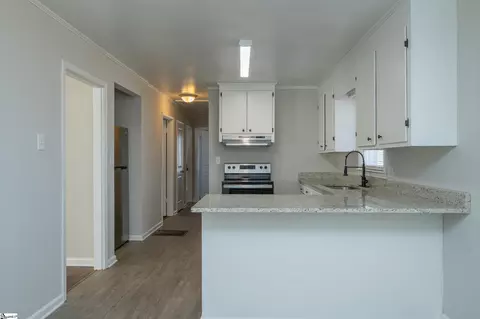 Entry Way - 111 Susan Ave, Honea Path, SC 29654 photo 1 of 2