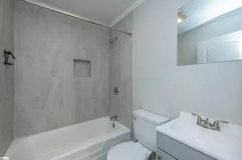 Bath - 111 Susan Ave, Honea Path, SC 29654 photo 2 of 2