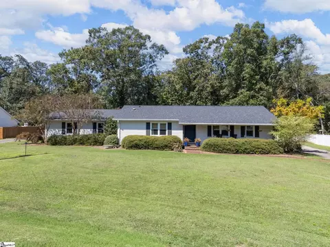 104 Medallion Ln, Lyman, SC 29365