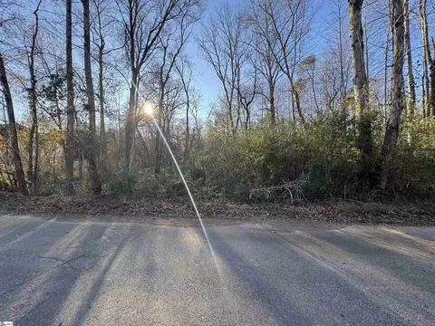 109 Galerie Dr, Easley, SC 29642