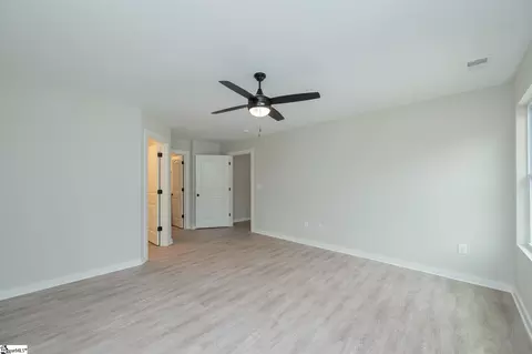 Bedroom - 10002 Hwy 252, Ware Shoals, SC 29692 photo 2 of 9