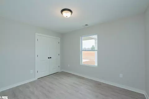 Bedroom - 10002 Hwy 252, Ware Shoals, SC 29692 photo 7 of 9