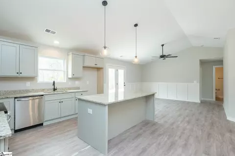9968 Hwy 252, Ware Shoals, SC 29692 photo 9