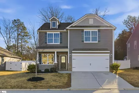 734 Liberty Walk Ln, Simpsonville, SC 29681