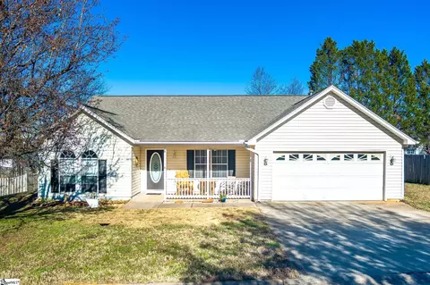6 Appalachian Ln, Mauldin, SC 29662