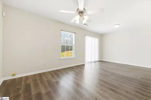 Living - 715 Bellview Way, Seneca, SC 29678 photo 1 of 5