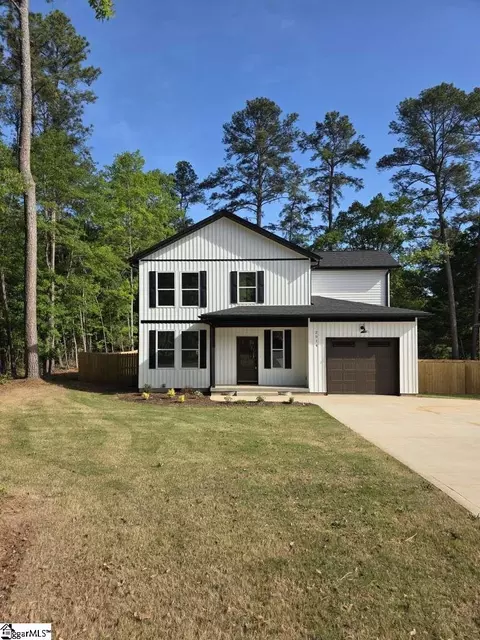 2014 Driftwood Way, Anderson, SC 29625
