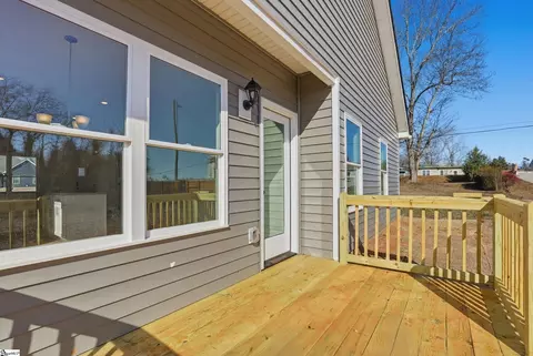 609 S Cherry St, Seneca, SC 29678 photo 22