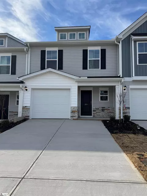 211 Stonyway Ln, Easley, SC 29640