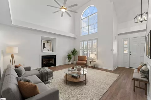 Living - 28 Lantern Ln, Greer, SC 29651 photo 3 of 3