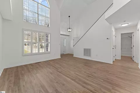 Living - 28 Lantern Ln, Greer, SC 29651 photo 1 of 3