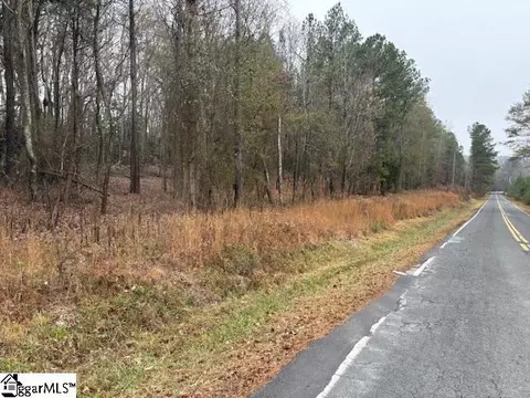 3 A Smoak Rd, Powdersville, SC 29642