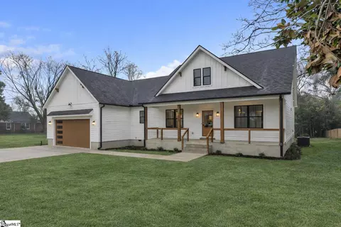 223 Old Cedar Rock Rd, Easley, SC 29640