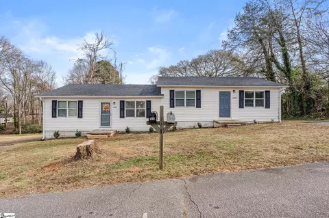 30303028 Benjamin Rd, Spartanburg, SC 29307