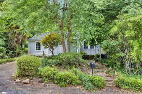 14 Dixie Ave, Greenville, SC 29607