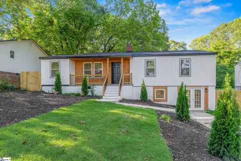10 Valley View Ln, Greenville, SC 29605