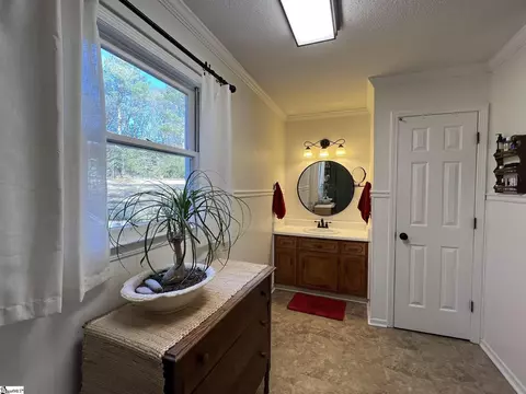 199 Lake Forest Cir, Easley, SC 29642 photo 20