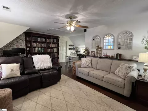 199 Lake Forest Cir, Easley, SC 29642 photo 26