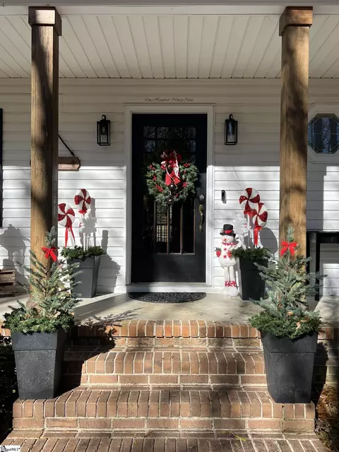199 Lake Forest Cir, Easley, SC 29642 photo 4