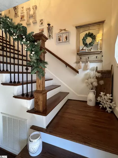 199 Lake Forest Cir, Easley, SC 29642 photo 23