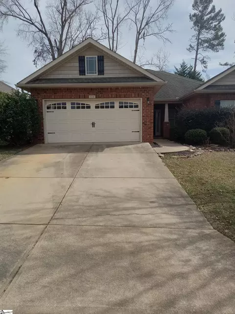 504 Airdale Ln, Simpsonville, SC 29680