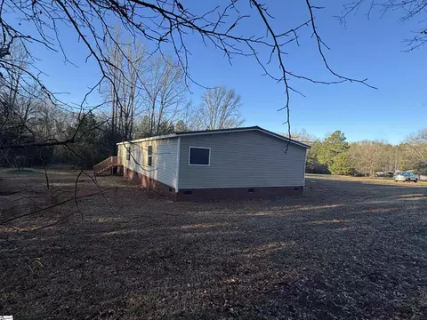 119 Pendleton Woods Cir, Central, SC 29630 photo 3