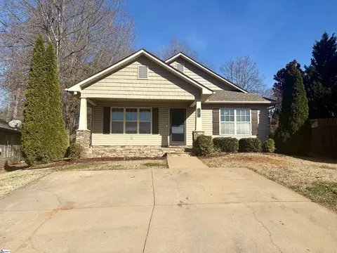 610 Fawn Branch Trl, Boiling Springs, SC 29316