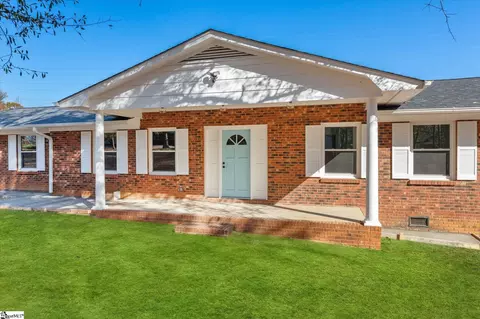 370 E Boundary Dr, Spartanburg, SC 29303