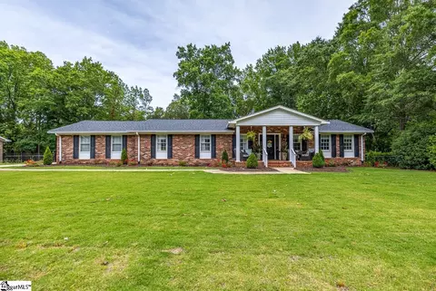 104 Dumbarton Ave, Simpsonville, SC 29681