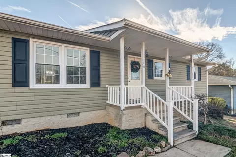 116 Johnson St, Duncan, SC 29334