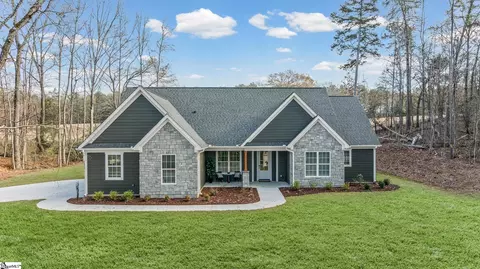 315 Lakefront Dr, Anderson, SC 29626