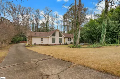 4832 Coach Hill Dr, Greenville, SC 29615